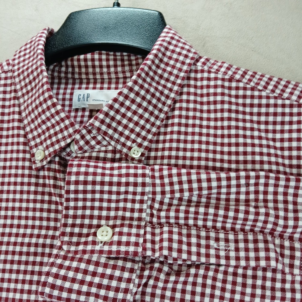 Gap Large Mens Shirt OCBD Oxford 22x28 **Fits A Medium **